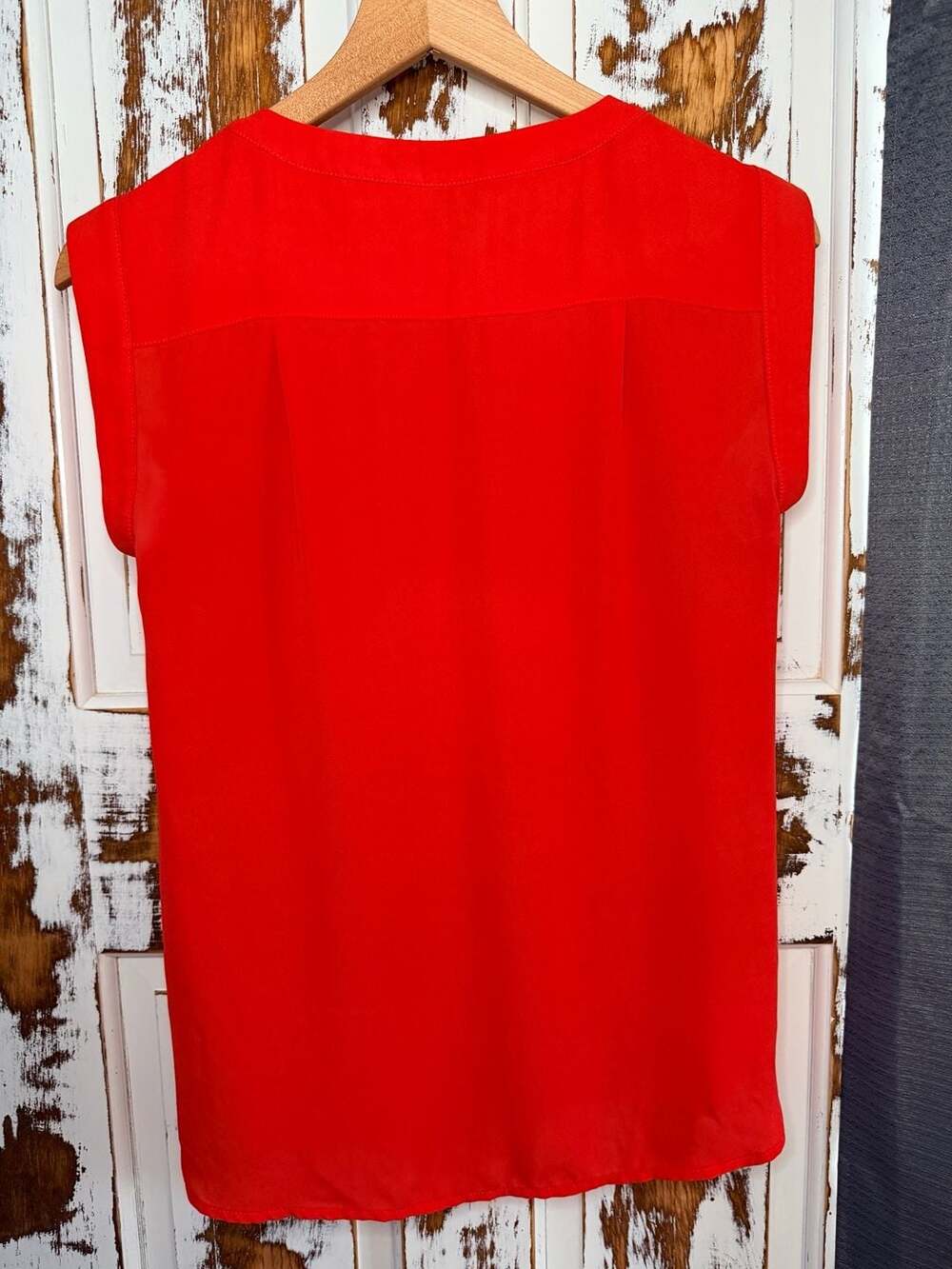 ☀️J.Crew Red Cap Sleeve Blouse Size 00 Lightweight Flowy Resortwear Office - Picture 2 of 6
